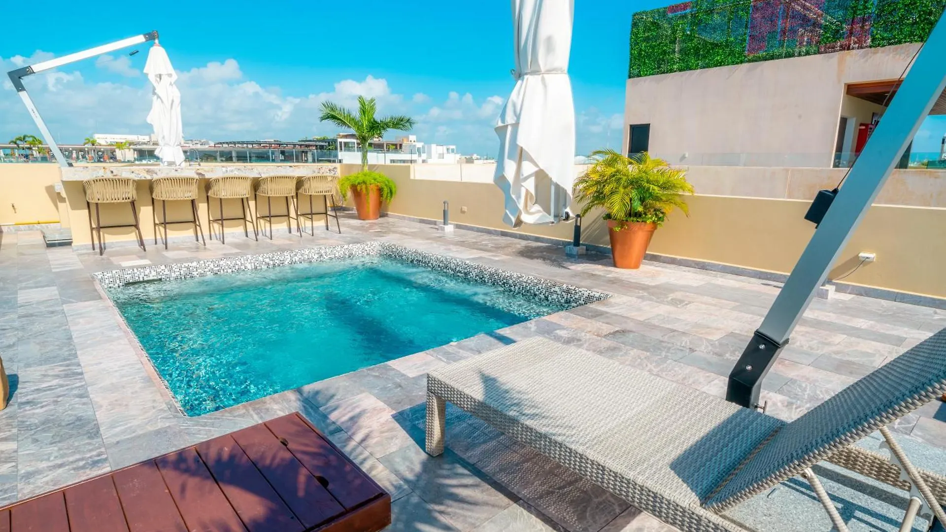 Beautiful Ocean View Condo 2 Bedroom - Singular Joy Residences - Condo Joy Playa del Carmen 0*,  Mexico